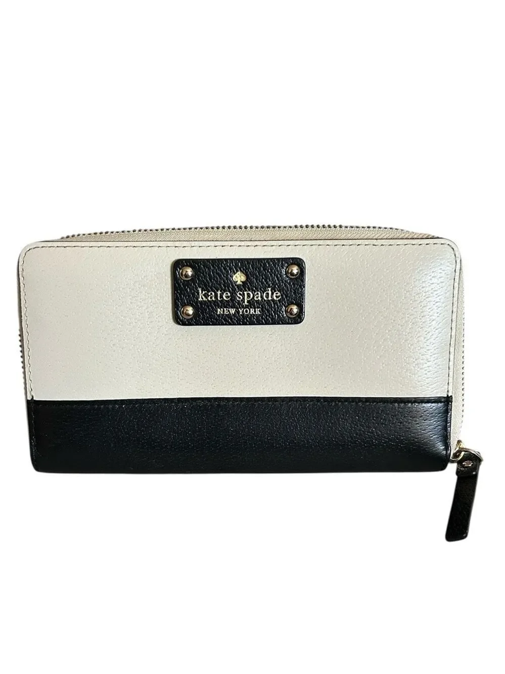 Kate Spade Neda Grand Street Cream and Black Pebbled Leather Zip Around Wallet